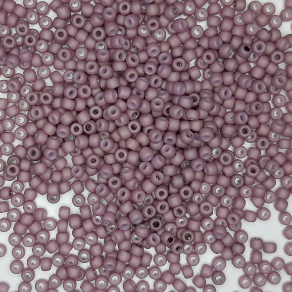 ROUND 11/0 766 OPAQUE PASTEL PUEPLE