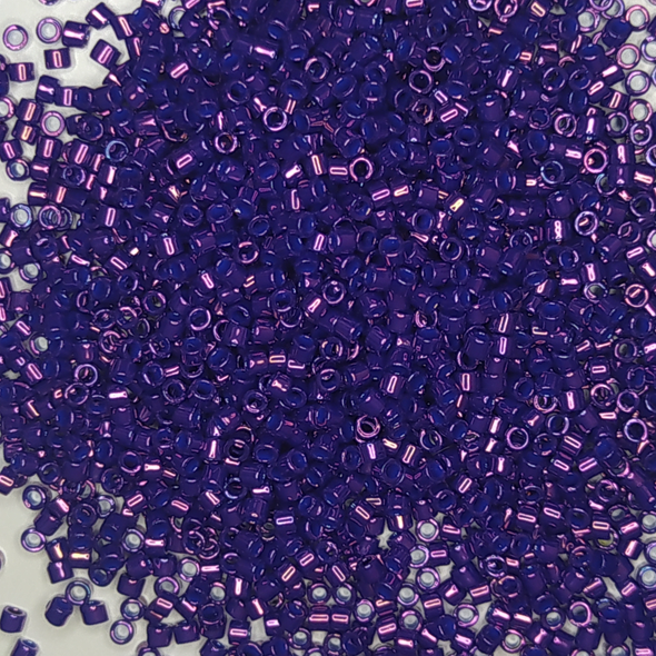 TREASURE 11/0 461 METALLIC VIOLET